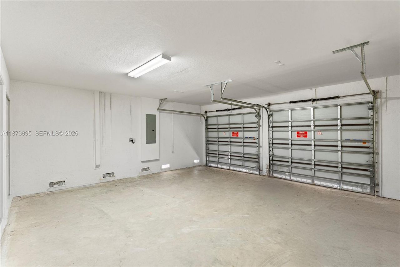 14841 SW 39th Ter, Miami, FL 33185 Photo