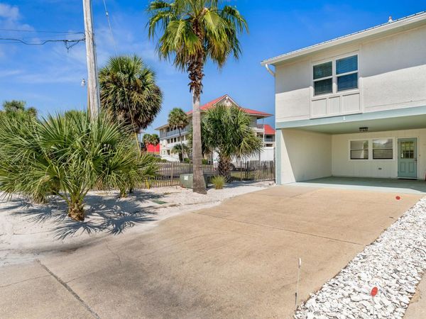 7480 White Sands Boulevard, Unit 1, Navarre, FL 32566