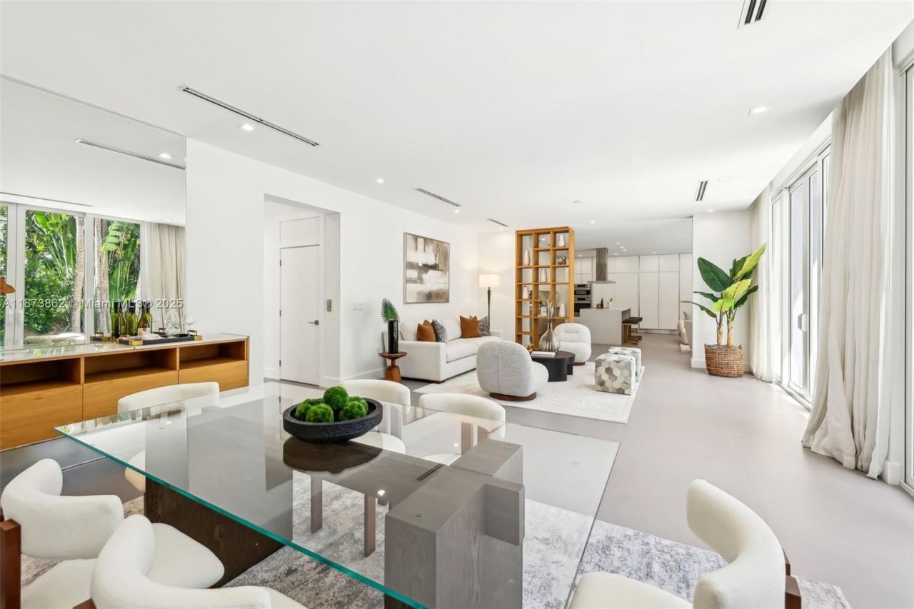 425 Harbor Dr, Key Biscayne, FL 33149 Photo