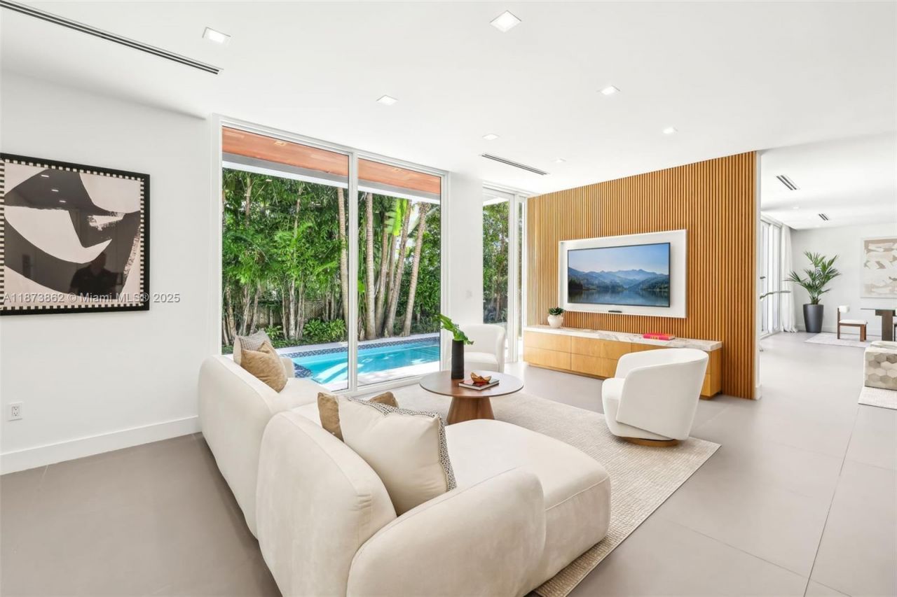 425 Harbor Dr, Key Biscayne, FL 33149 Photo