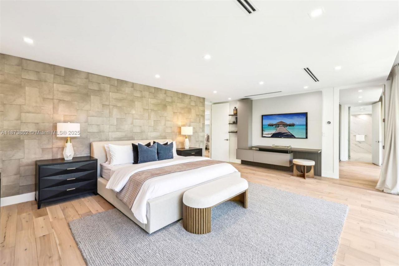 425 Harbor Dr, Key Biscayne, FL 33149 Photo