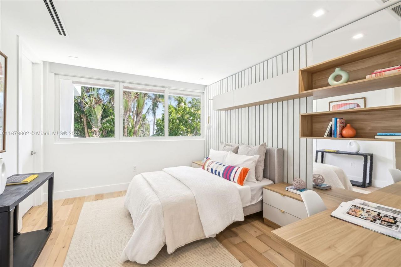 425 Harbor Dr, Key Biscayne, FL 33149 Photo