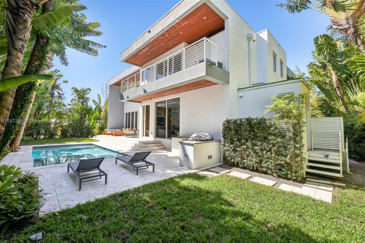 425 Harbor Dr, Key Biscayne, FL 33149 Photo