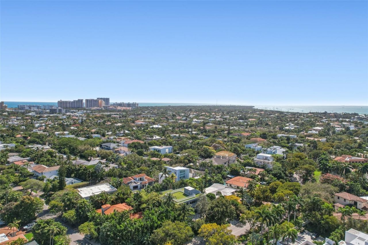 425 Harbor Dr, Key Biscayne, FL 33149 Photo