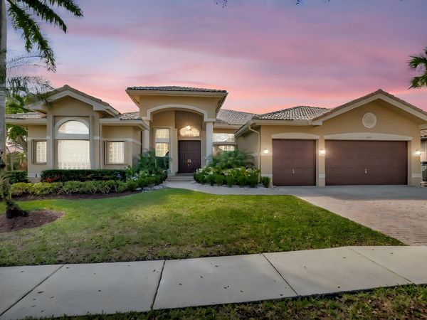 19591 Havensway Ct, Boca Raton, FL 33498