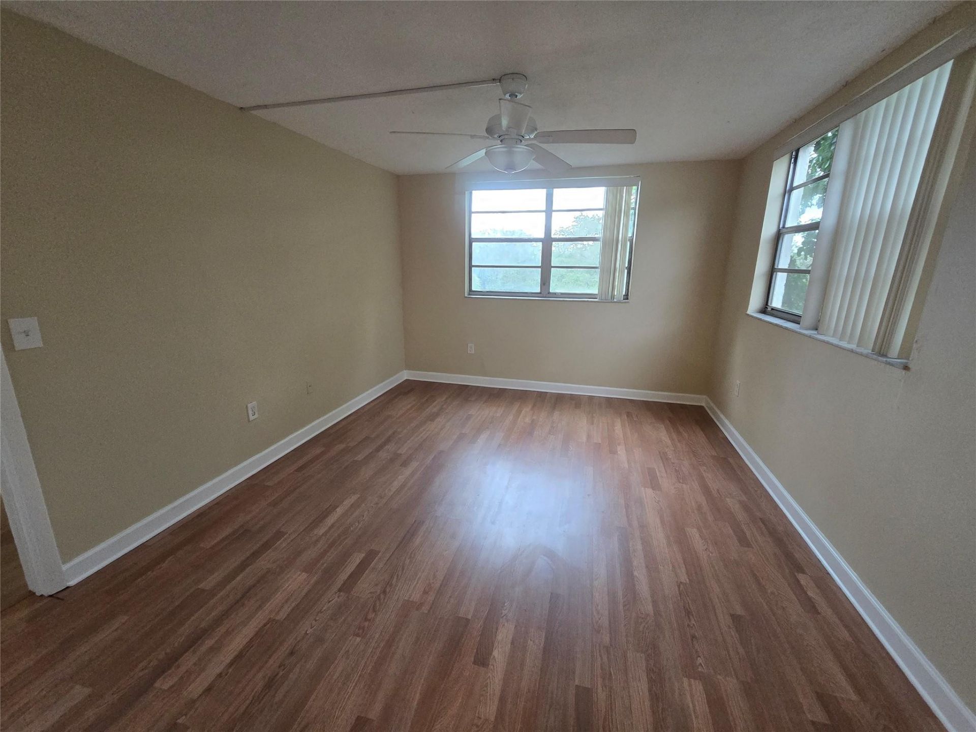 1681 NW 70th Avenue, Unit 403, Plantation, FL 33313 Photo