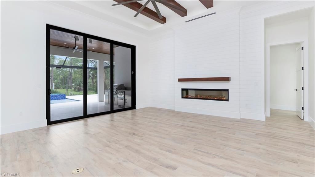 652 15th St Sw, Naples, FL 34117 Photo