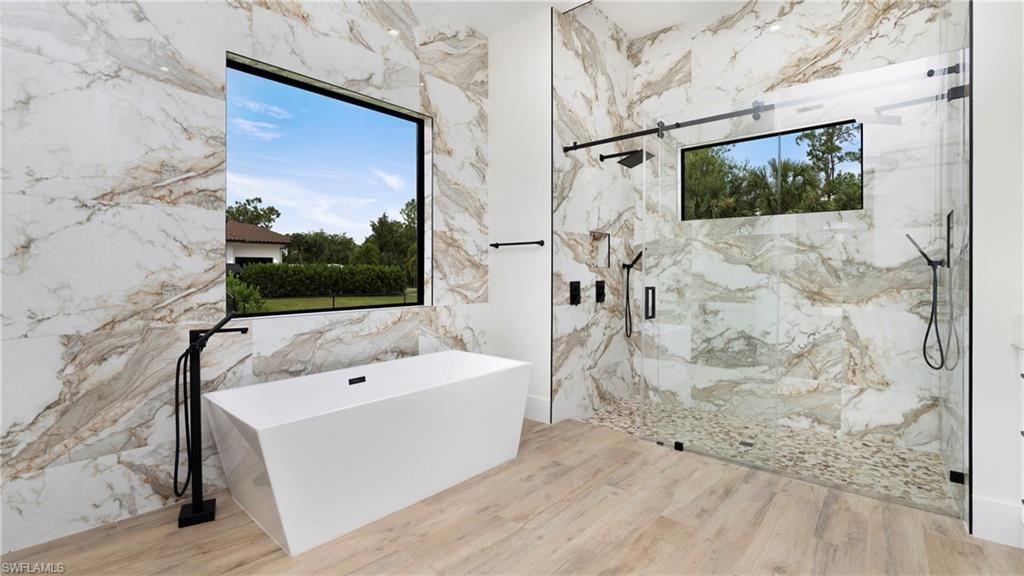 652 15th St Sw, Naples, FL 34117 Photo