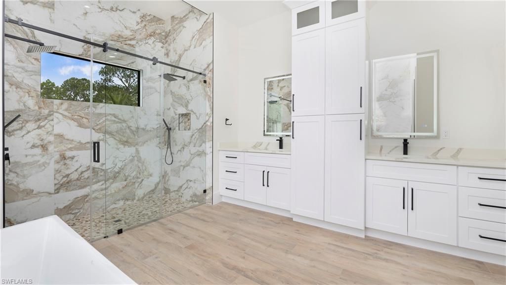 652 15th St Sw, Naples, FL 34117 Photo