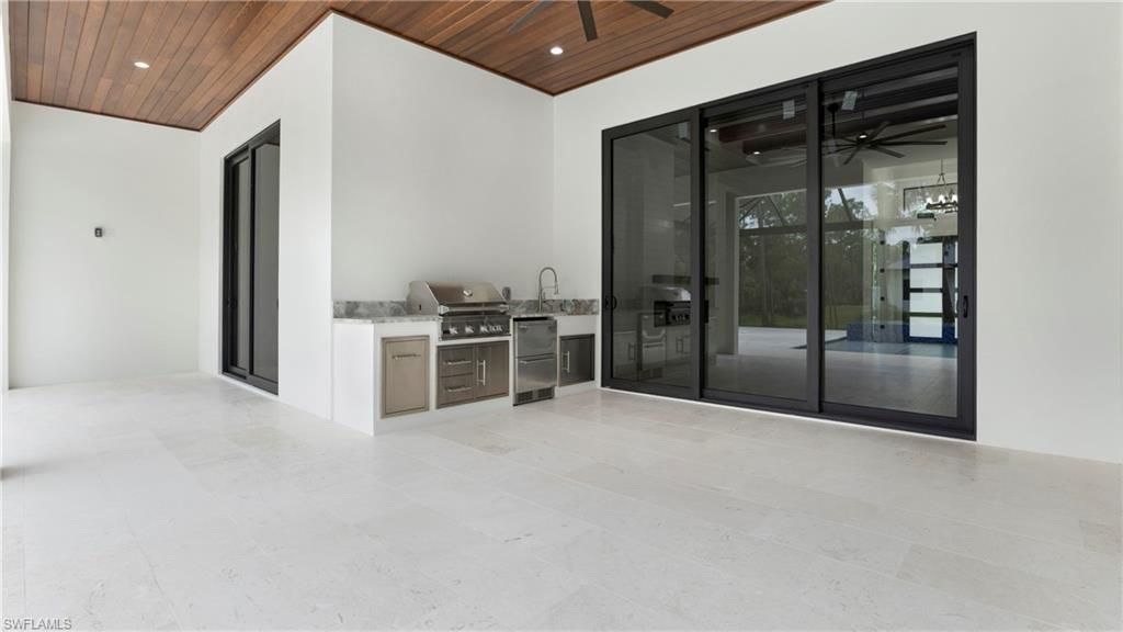 652 15th St Sw, Naples, FL 34117 Photo