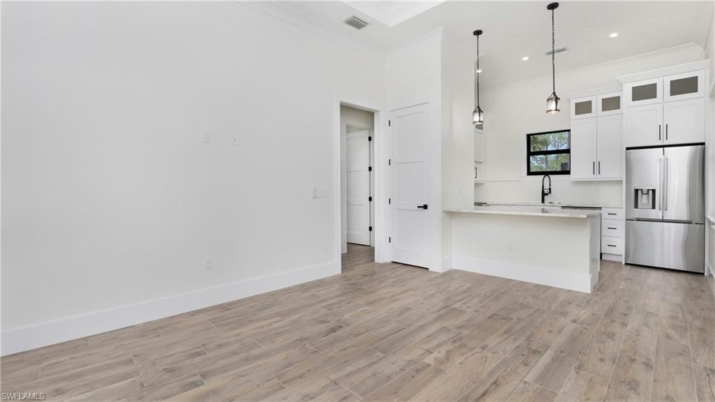 652 15th St Sw, Naples, FL 34117 Photo