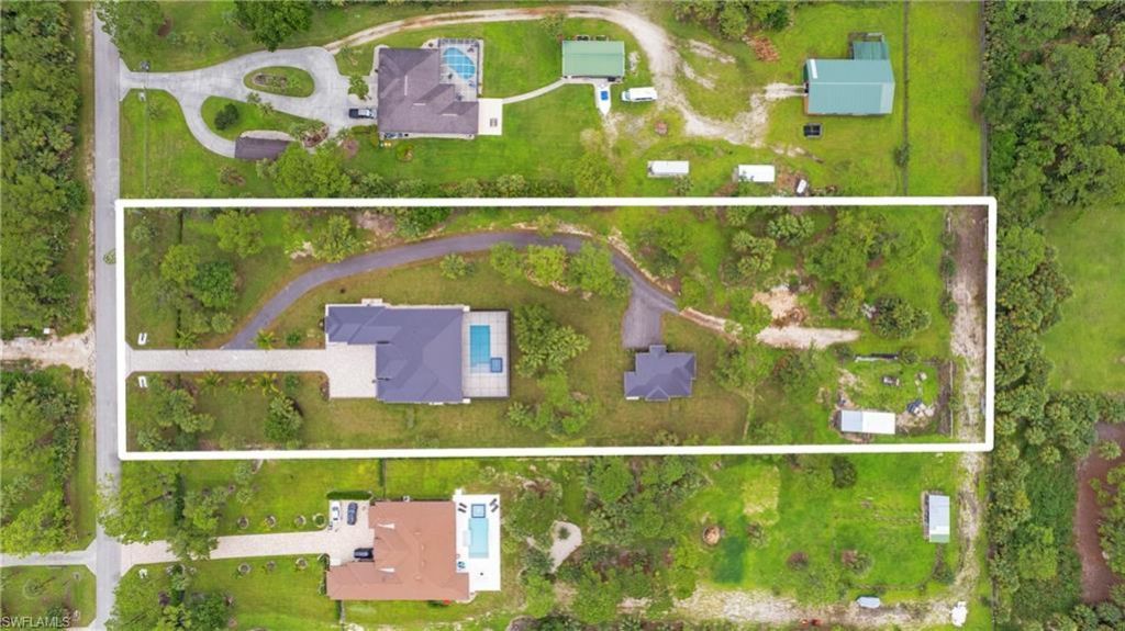 652 15th St Sw, Naples, FL 34117 Photo