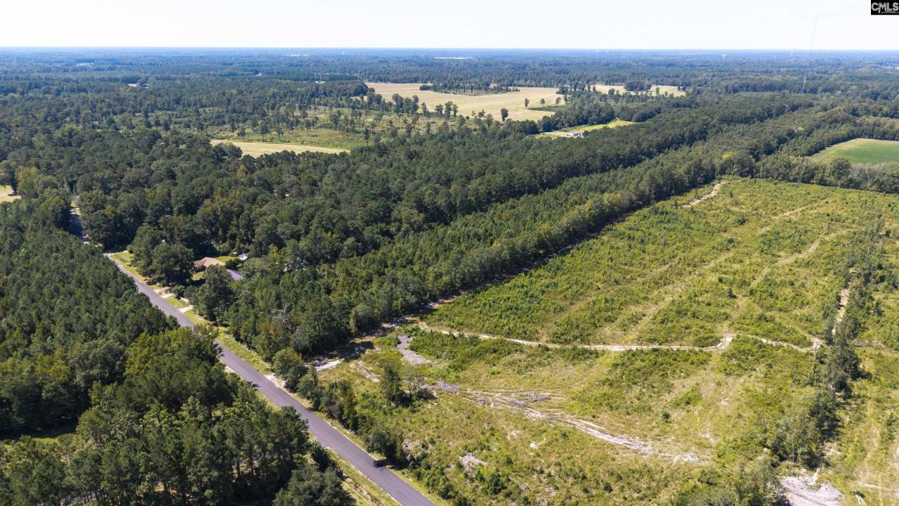 330 Pinecrest Drive Photo 5