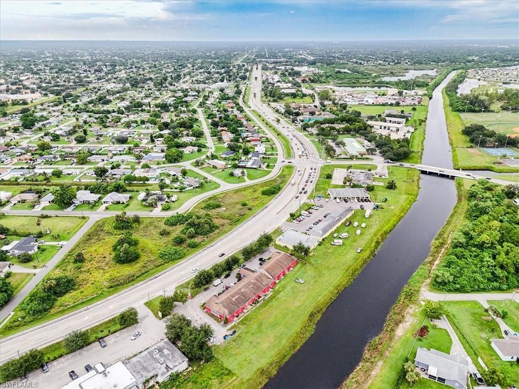 904 Lee Blvd, Unit 111, Lehigh Acres, FL 33936 Photo