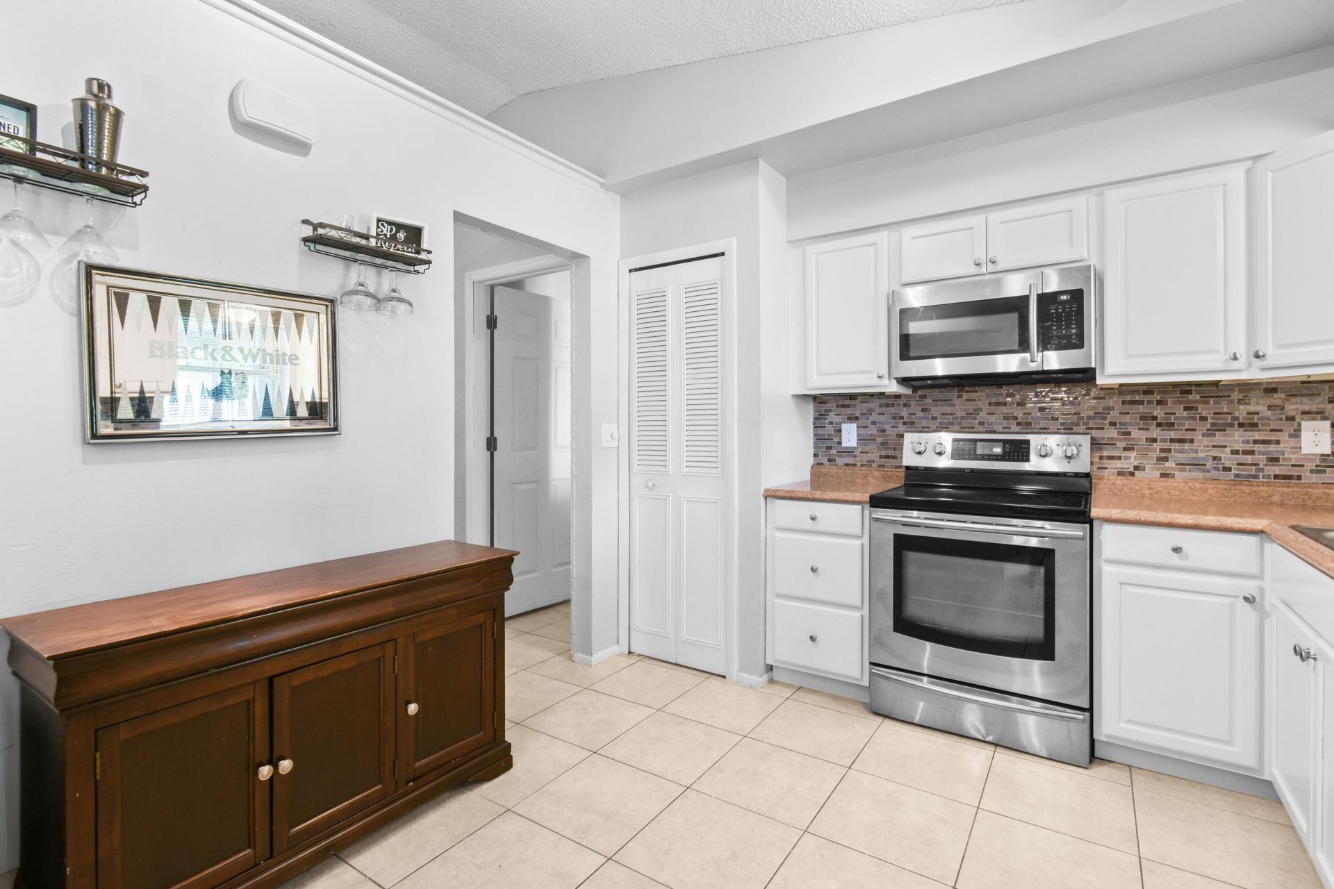 767 SE Chaloupe Avenue, Port Saint Lucie, FL 34983 Photo