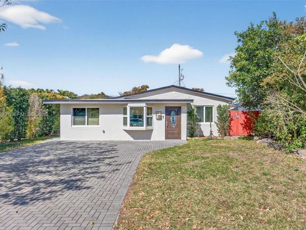 7375 SW 34th Street, Miami, FL 33155