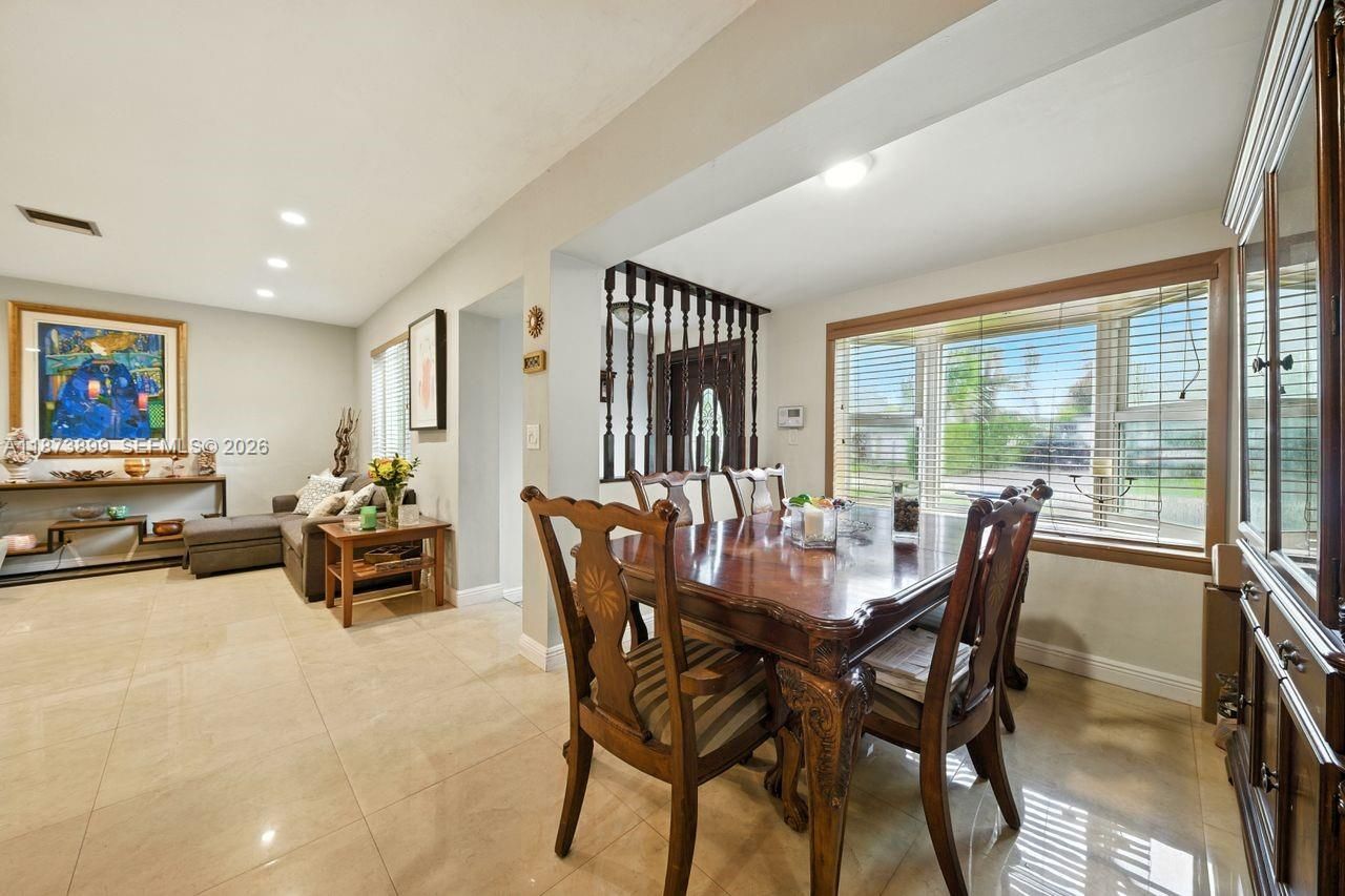 7375 SW 34th Street, Miami, FL 33155 Photo