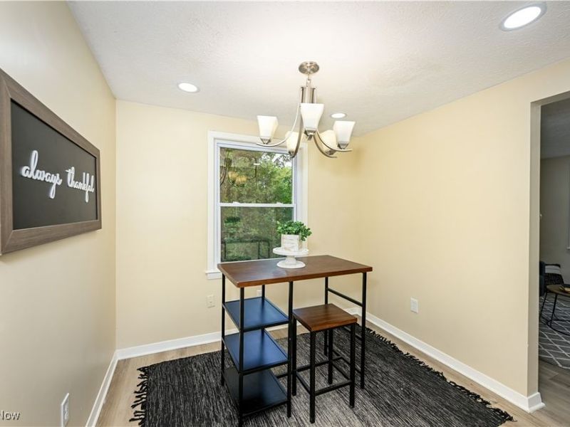 636 Flora Avenue, Akron, OH 44314 Photo 11