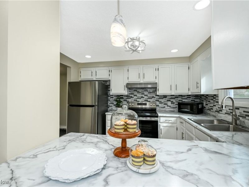 636 Flora Avenue, Akron, OH 44314 Photo 15