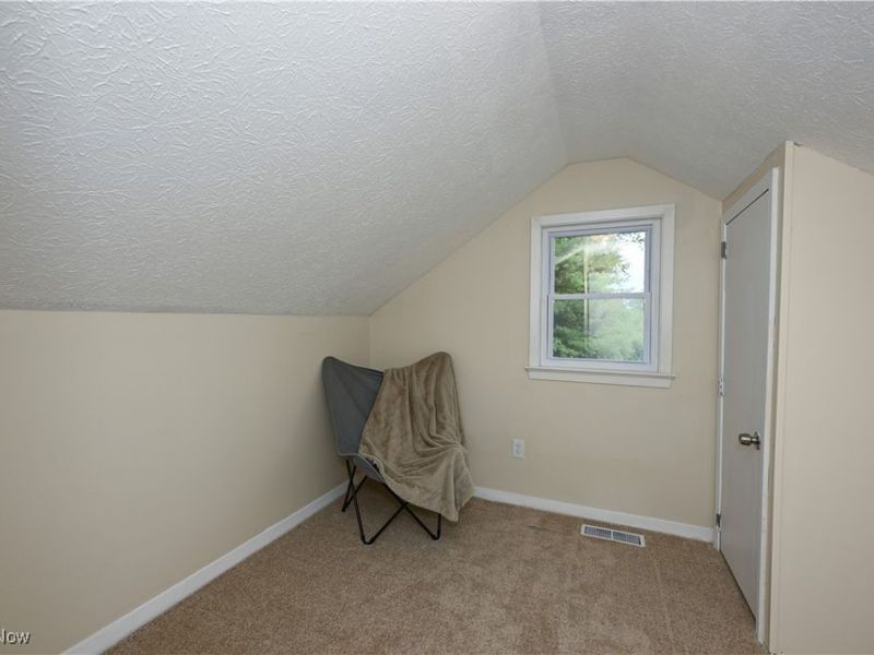 636 Flora Avenue, Akron, OH 44314 Photo 24