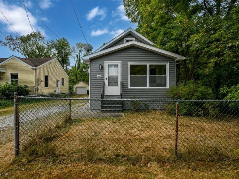 636 Flora Avenue, Akron, OH 44314 Photo 48