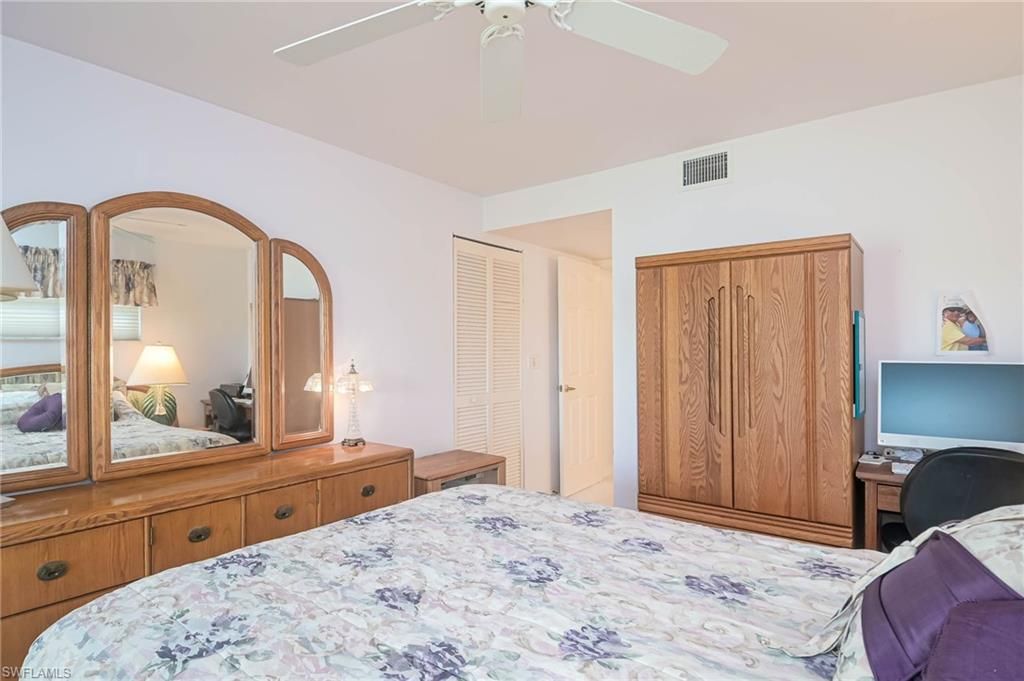5845 Trailwinds Dr, Unit 531, Fort Myers, FL 33907 Photo