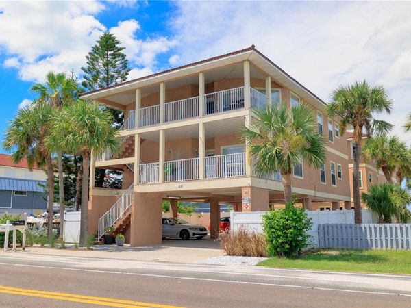 44 GULF BOULEVARD, Unit 204, INDIAN ROCKS BEACH, FL 33785
