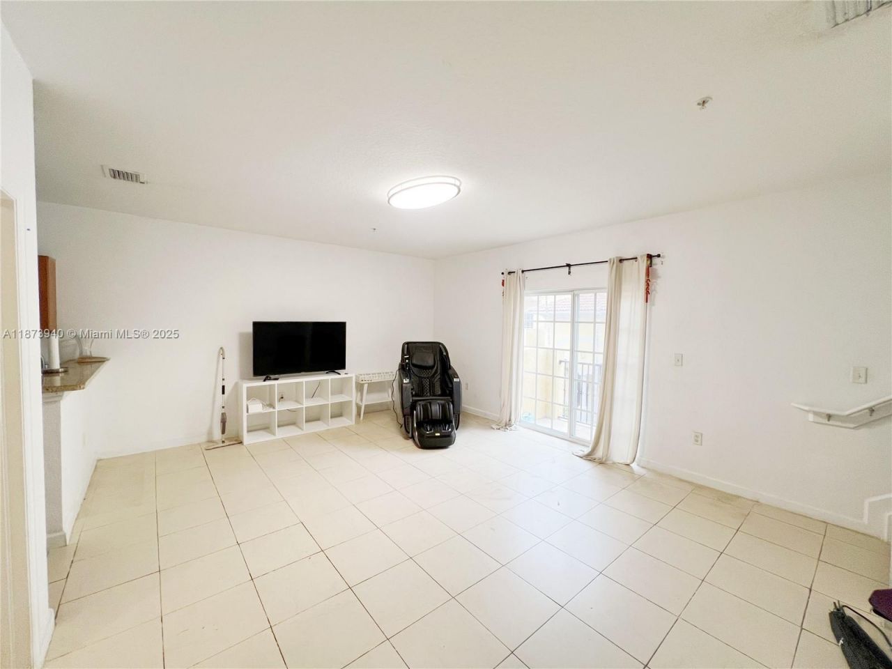 2540 SW 14th Ave, Unit 203, Fort Lauderdale, FL 33315 Photo