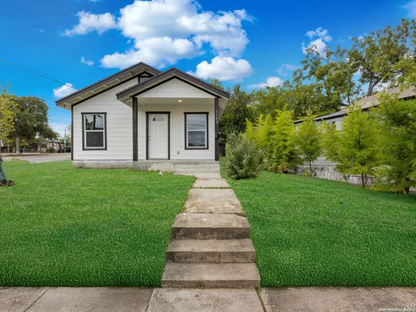 1502 Menchaca, San Antonio, TX 78207