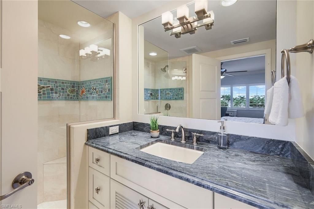 3401 Gulf Shore Blvd N, Unit 303, Naples, FL 34103 Photo