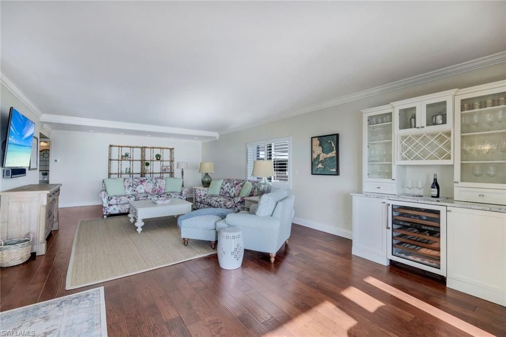 3401 Gulf Shore Blvd N, Unit 303, Naples, FL 34103 Photo