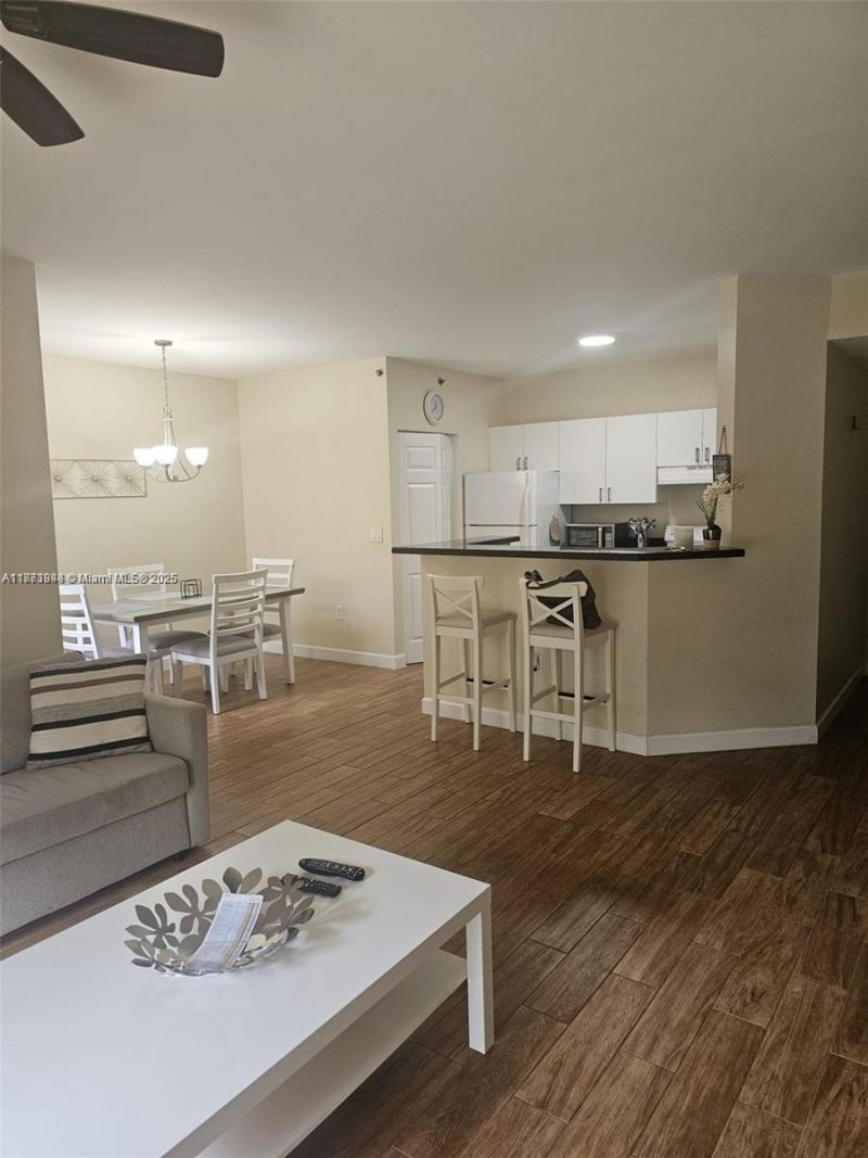 19655 E Country Club Dr, Unit 6106, Aventura, FL 33180 Photo