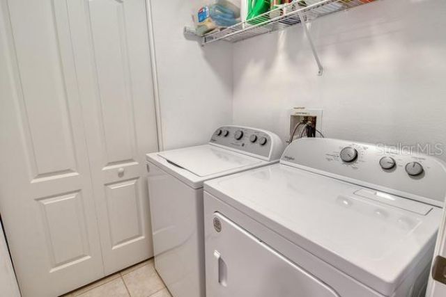 9641 Castle Point Drive, Unit 1215, Sarasota, FL 34238 Photo