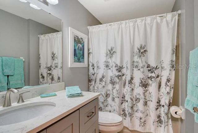 9641 Castle Point Drive, Unit 1215, Sarasota, FL 34238 Photo
