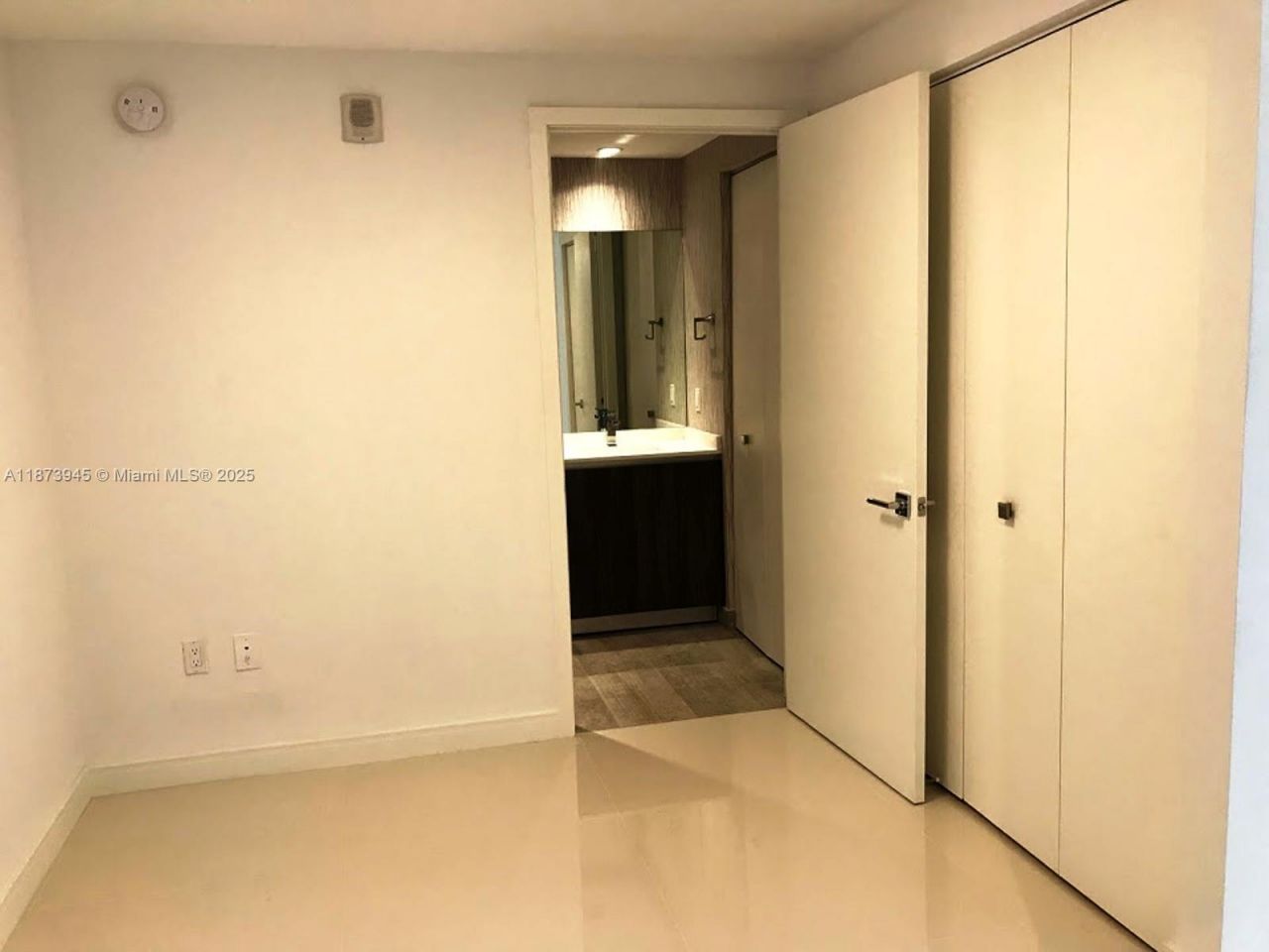 488 NE 18, Unit 3609, Miami, FL 33132 Photo