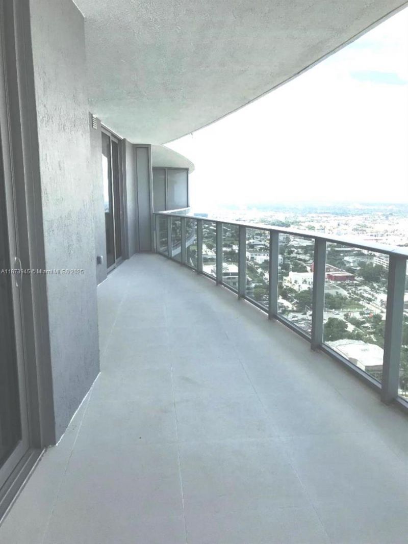 488 NE 18, Unit 3609, Miami, FL 33132 Photo