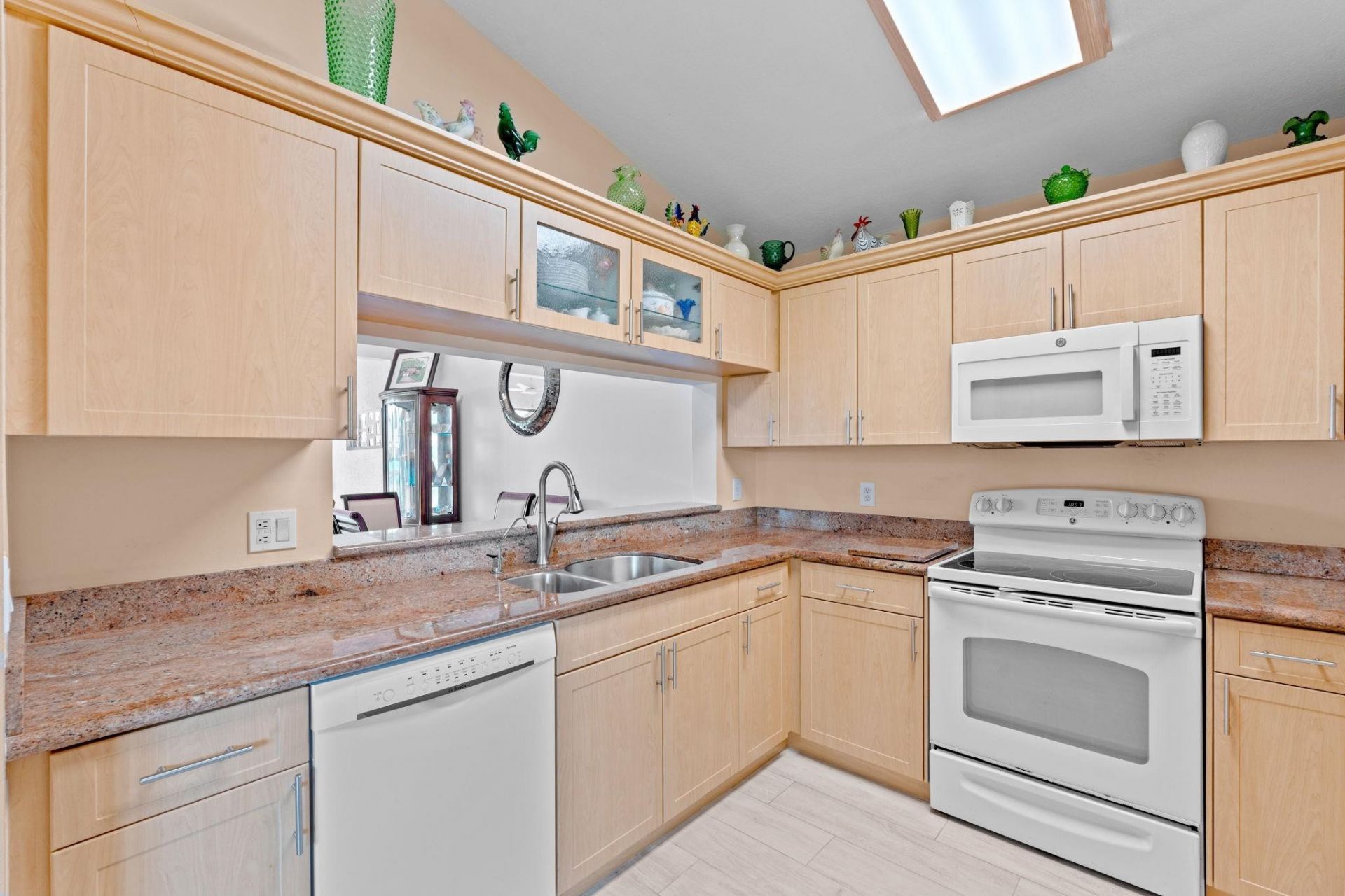 8486 Heather Place, Boynton Beach, FL 33472 Photo