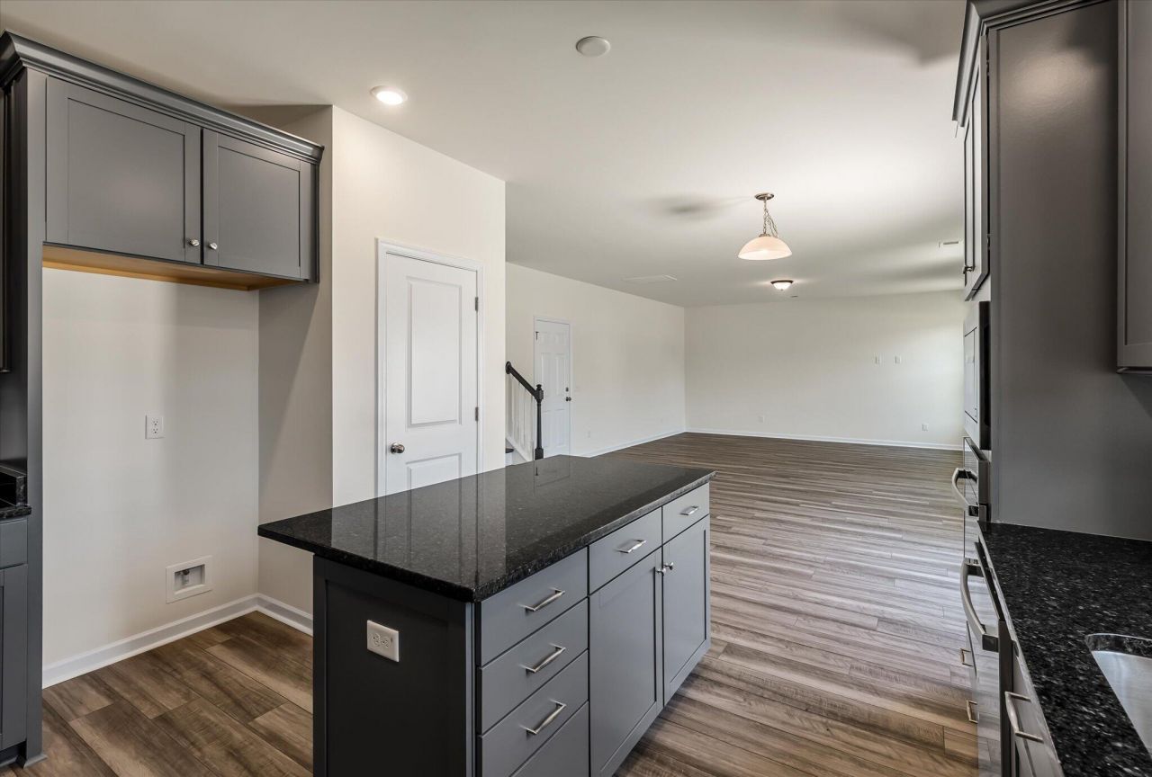 109 Shingle Oak Drive Photo 17