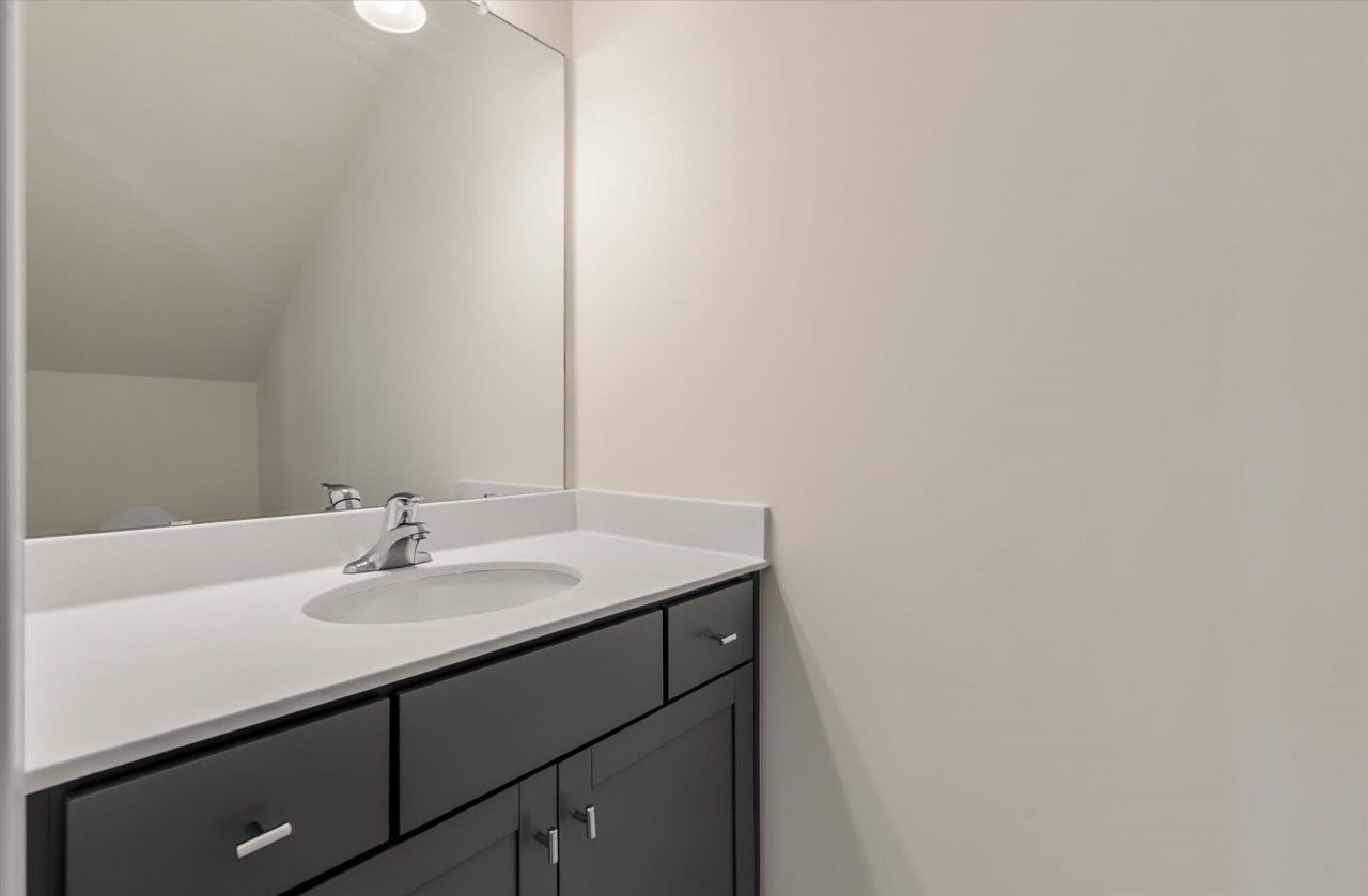 109 Shingle Oak Drive Photo 18