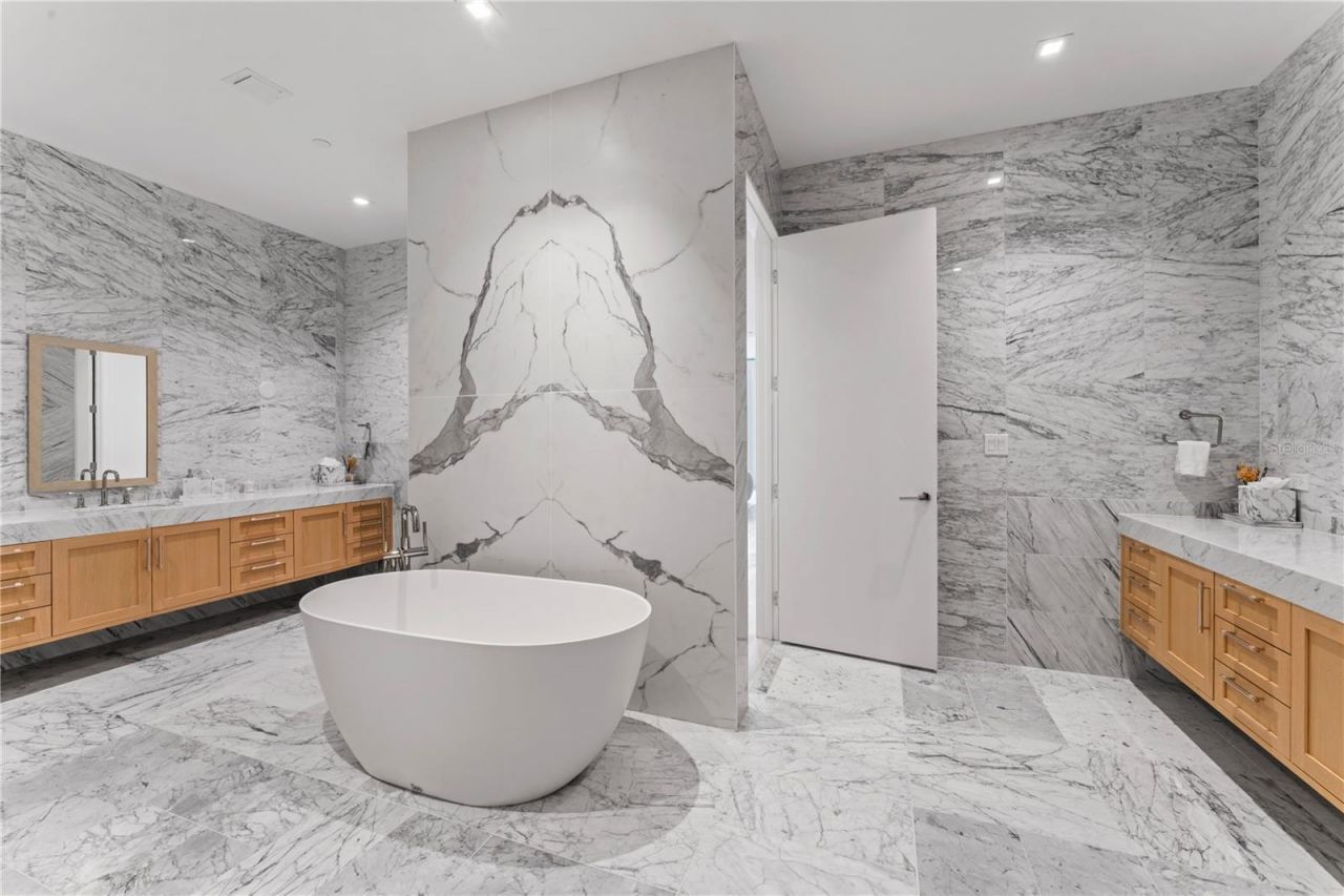 3101 Bayshore Boulevard, Unit 2501, Tampa, FL 33629 Photo