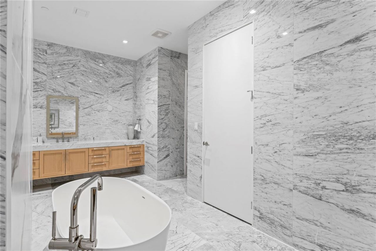 3101 Bayshore Boulevard, Unit 2501, Tampa, FL 33629 Photo