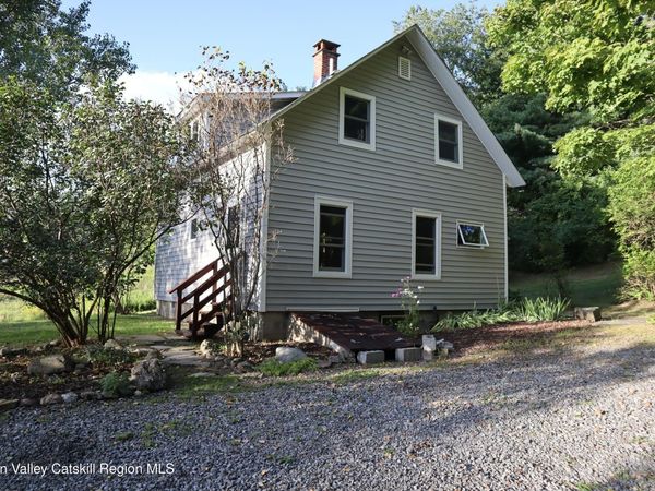 861 Snydertown Road, Craryville, NY 12521