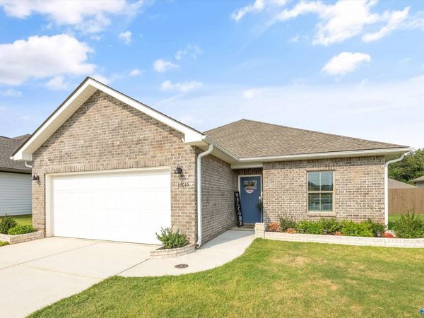 15015 Demarie Lane, Athens, AL 35613