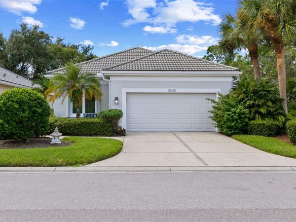 8628 54TH AVENUE CIRCLE E, BRADENTON, FL 34211