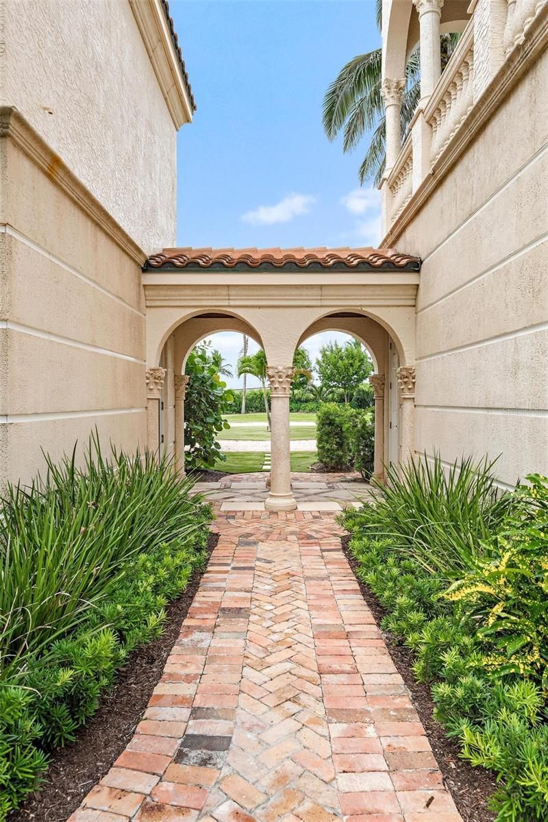 1025 NE Doubloon Drive, Stuart, FL 34996 Photo