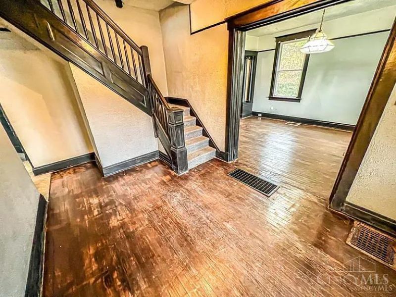 2568 Trevor Place, Cincinnati, OH 45225 Photo 11