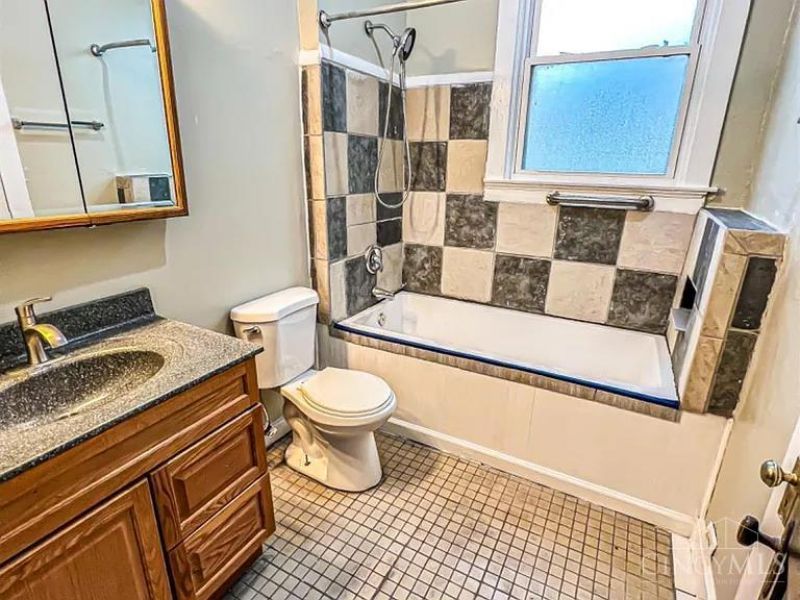 2568 Trevor Place, Cincinnati, OH 45225 Photo 13