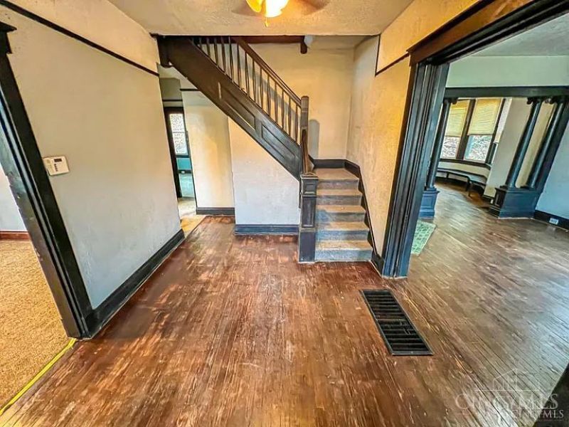 2568 Trevor Place, Cincinnati, OH 45225 Photo 2