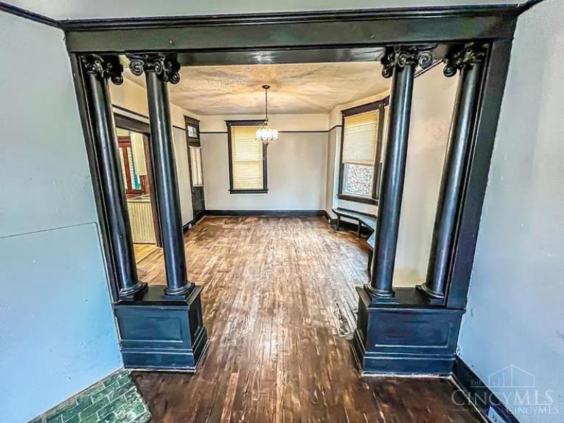 2568 Trevor Place, Cincinnati, OH 45225 Photo 3