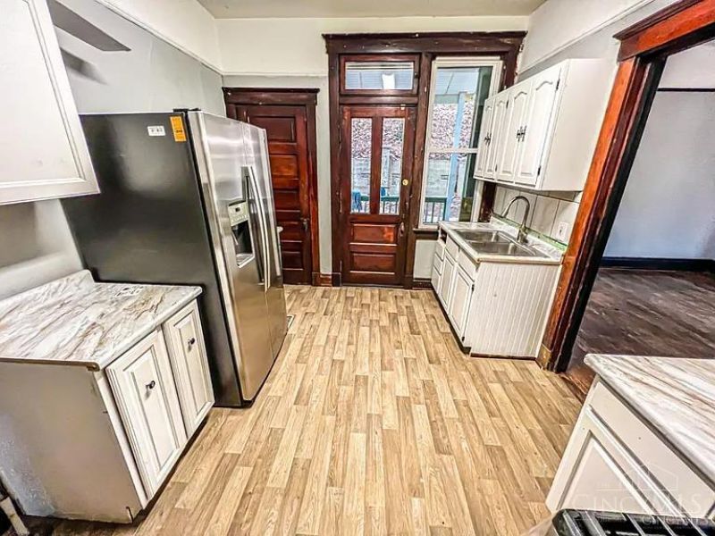 2568 Trevor Place, Cincinnati, OH 45225 Photo 8